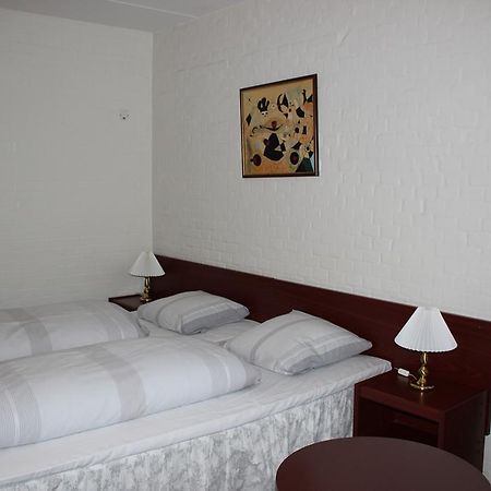 Solyst Kro- Restaurant Og Hotel I/S เออเบินโค ห้อง รูปภาพ