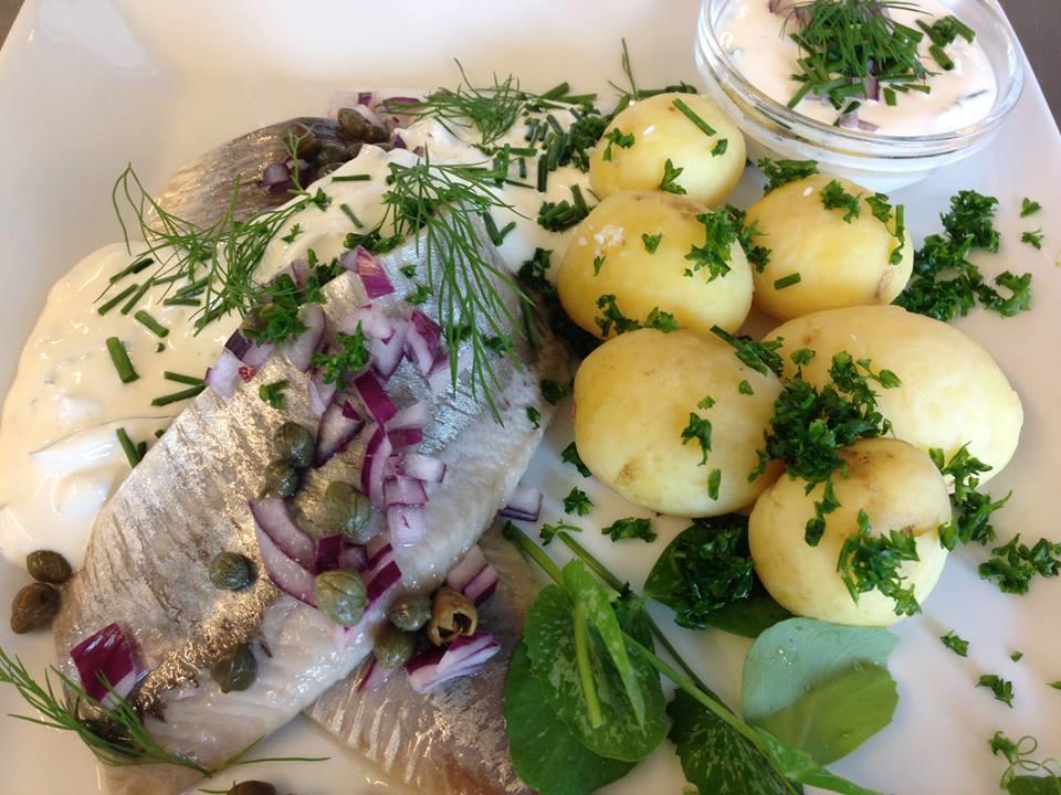 Solyst Kro- Restaurant Og Hotel I/S เออเบินโค ภายนอก รูปภาพ