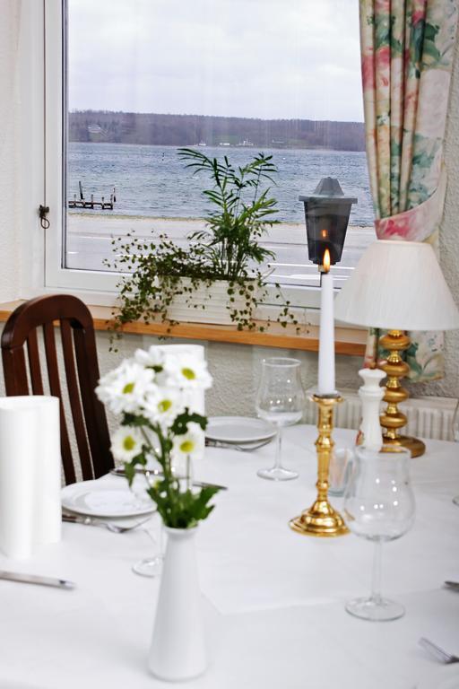 Solyst Kro- Restaurant Og Hotel I/S เออเบินโค ภายนอก รูปภาพ